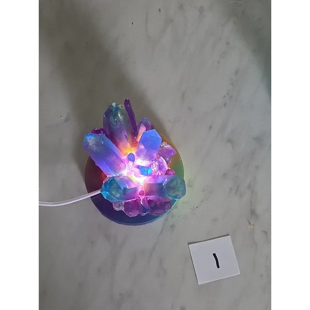 Handmade Resin Crystal LED Night Light – Glowing Crystal Cluster Lamp Home Decor
